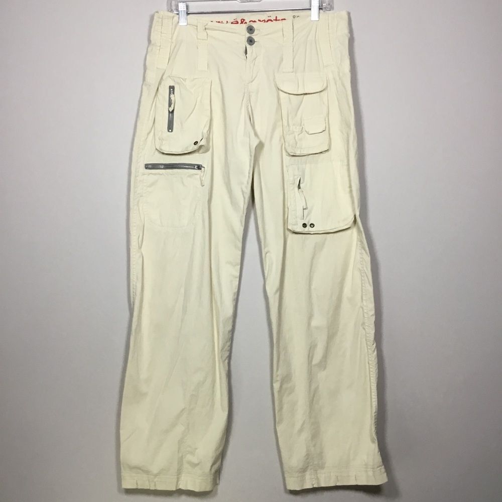 Peter& Greta cream pocket pants fishing hiking cargo waist 35” inner leg 31”